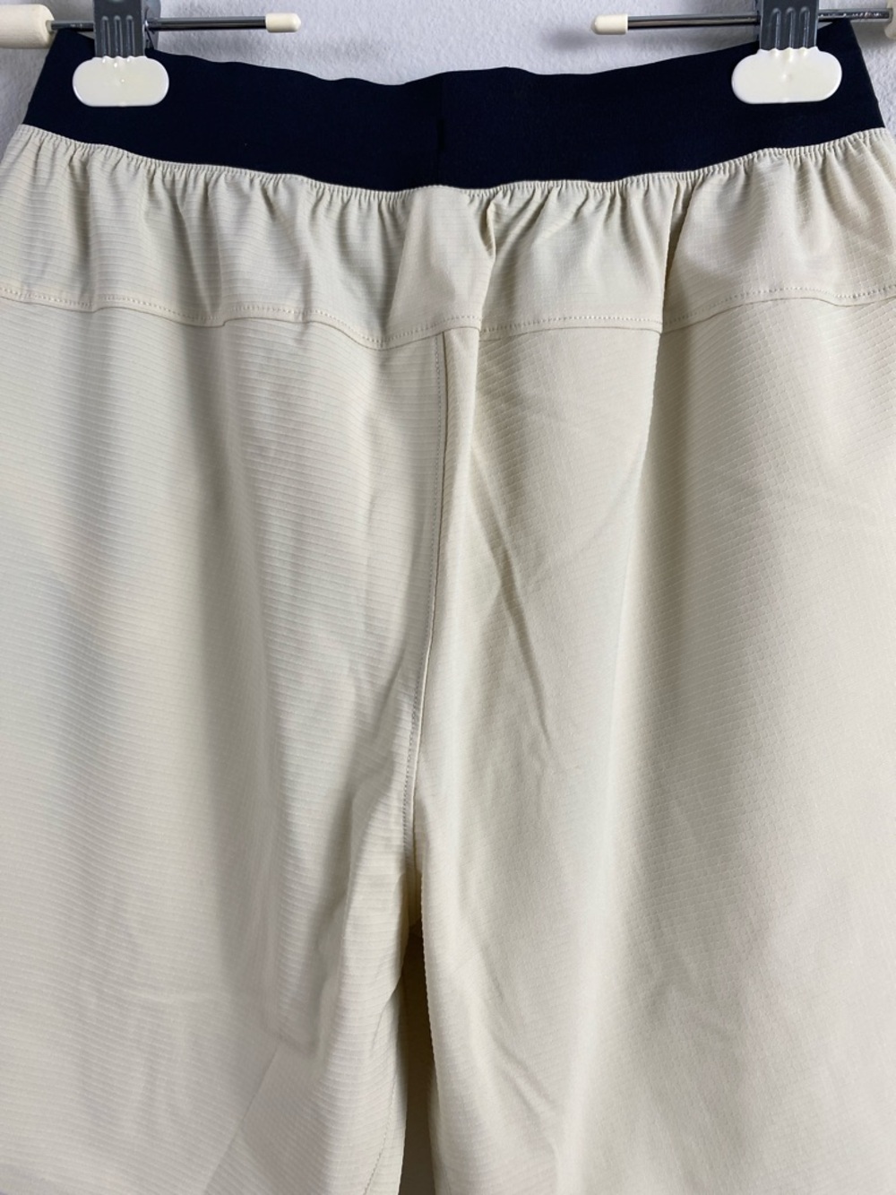 Rhone Invictus Ripstop Performance Short | Unlined | 7” Inseam, Sandstone - Picture 4 of 16